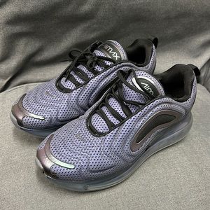 Nike Air Max 720
Northern Lights Night Size 10.5
